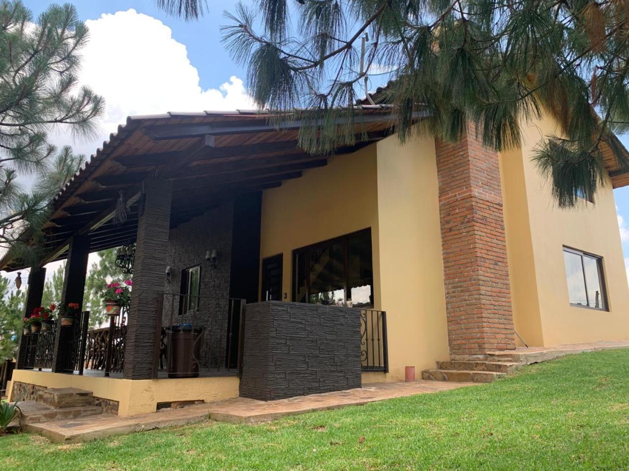Cabana No.4 Puerta Del Bosque Mazamitla. Eksteriør billede